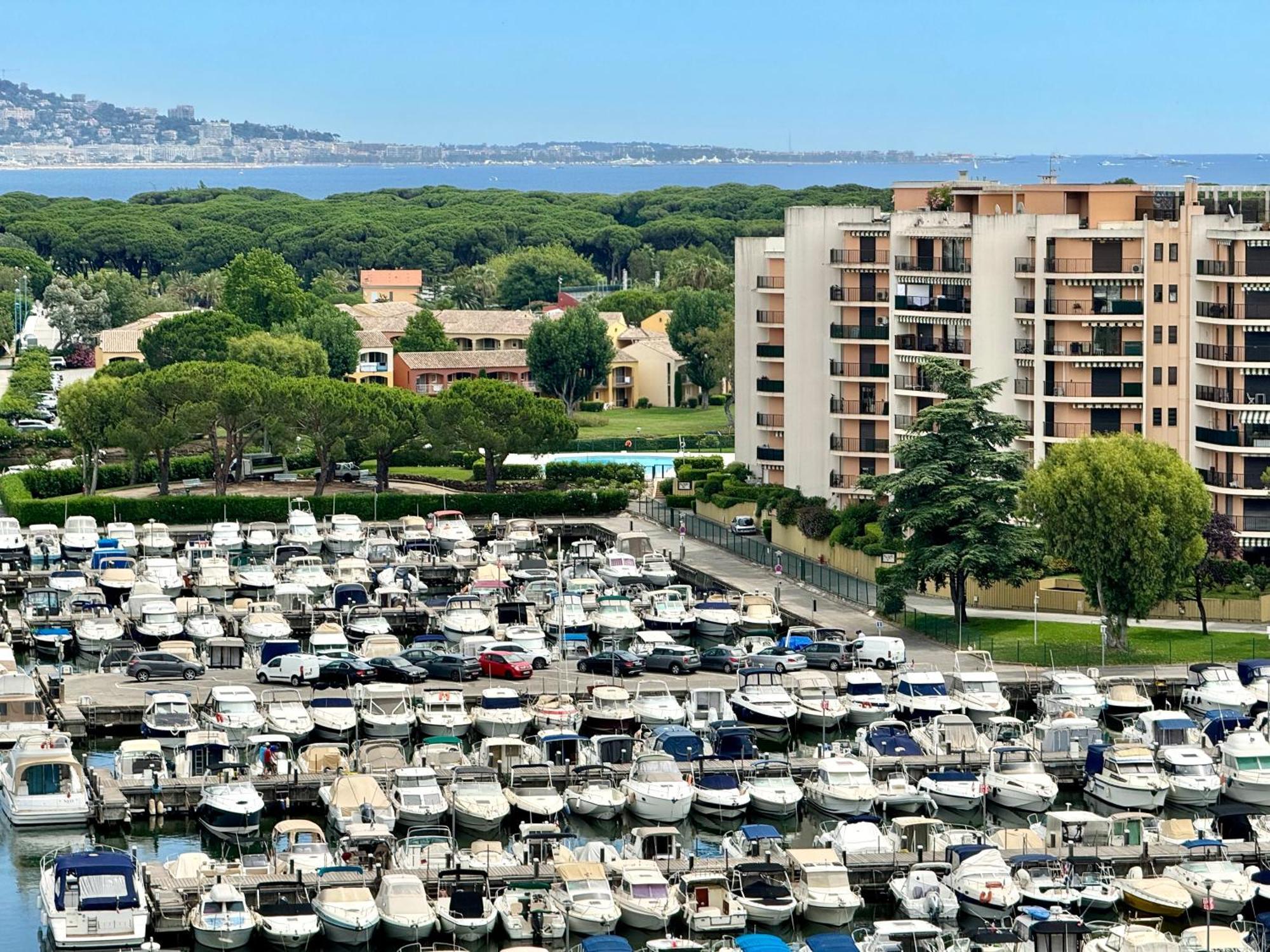 My Resid Appart Cannes Marina Vue Mer Mandelieu Exterior foto